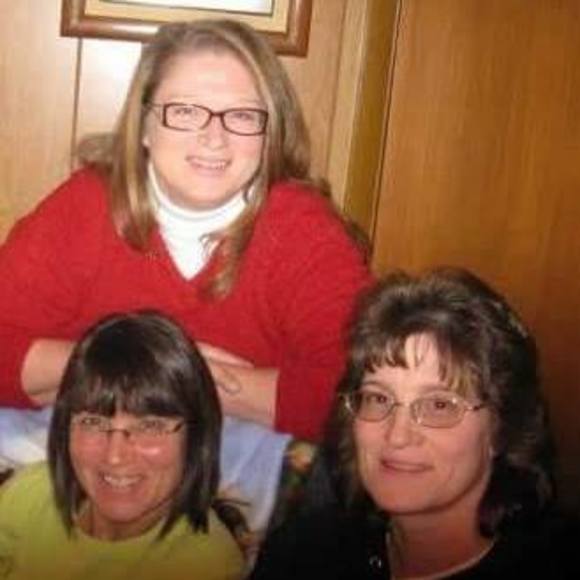 Meet your Posher, Dixie - Picture 1 of 1